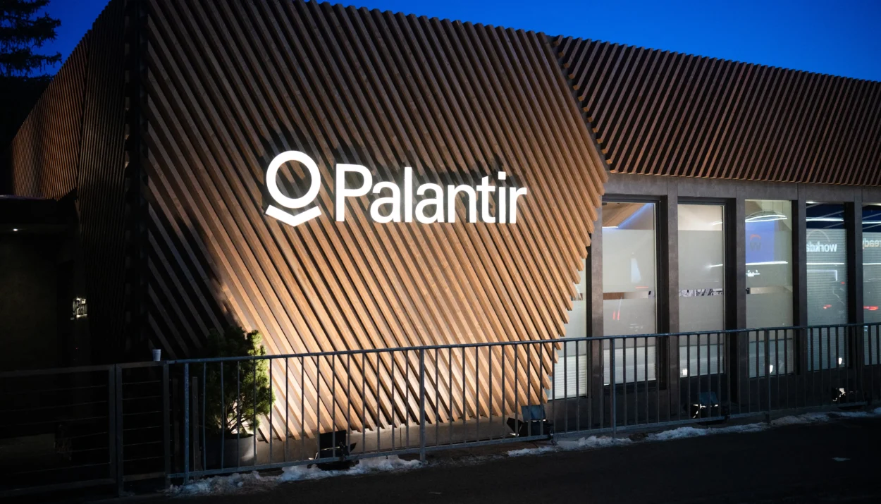 The UK Is Falling for Palantir’s Salesmanship