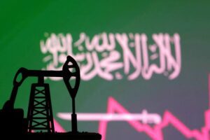 Oil Tops $100 as US-Iran Conflict Escalates