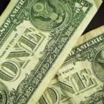 US Consumer Sentiment Hits 4-Month Low as Inflation Fears Rise