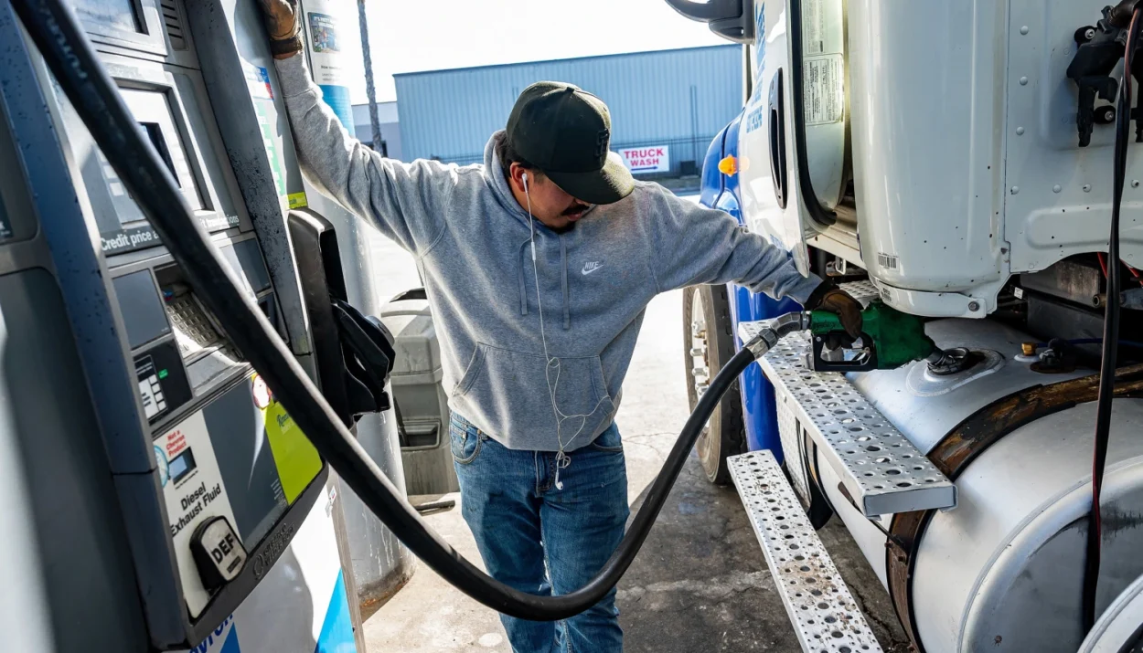 Oil Prices Rise as Trump’s Energy Ceasefire Fails to Take Hold