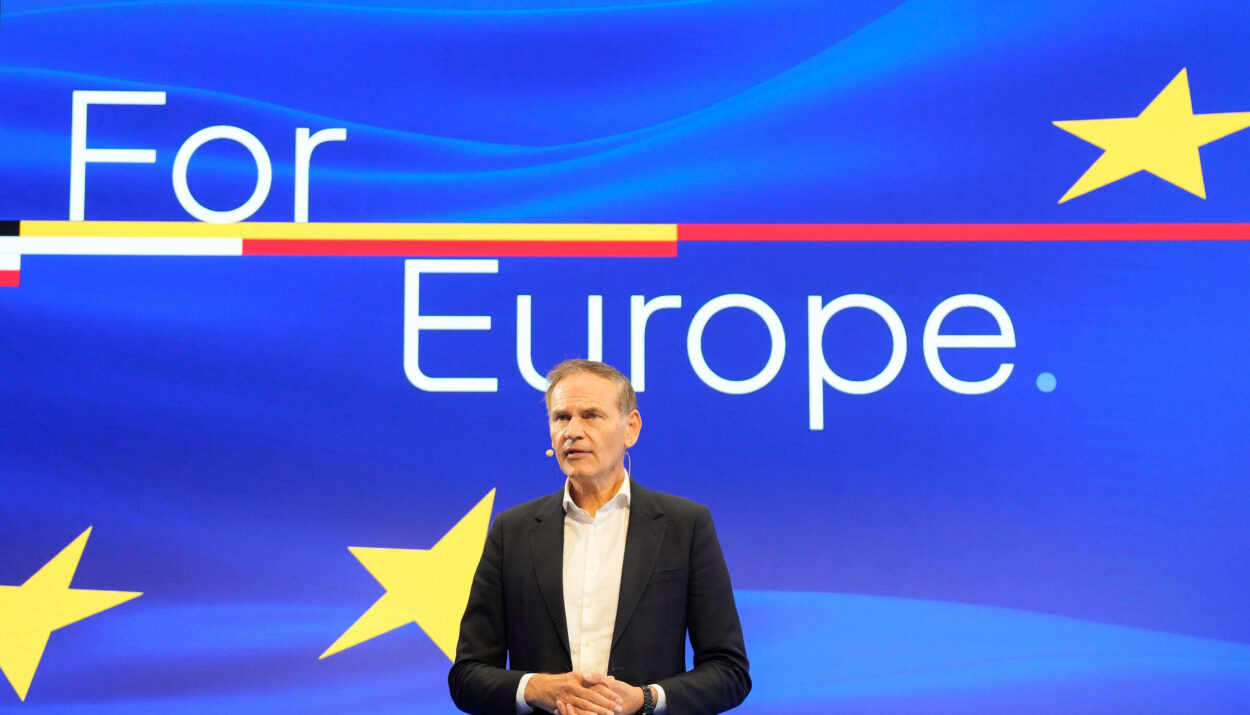 Volkswagen Calls for European Unity as Chinese Carmakers Expand