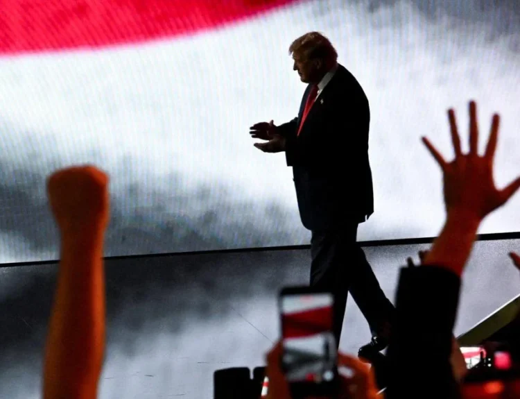 Why Trump Is Reviving His “51st State” Claim Before the Midterms
